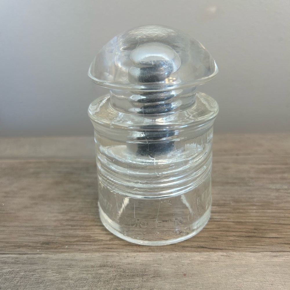 PYREX T.M. REG U.S.A PAT‎ OFF CLEAR GLASS INSULATOR